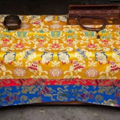 Khăn gấm vuông trải bàn, bày đàn, bày ban thờ cỡ lớn